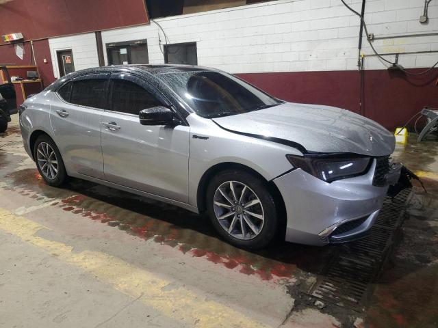 19UUB1F38JA006192 - 2018 ACURA TLX SILVER photo 4
