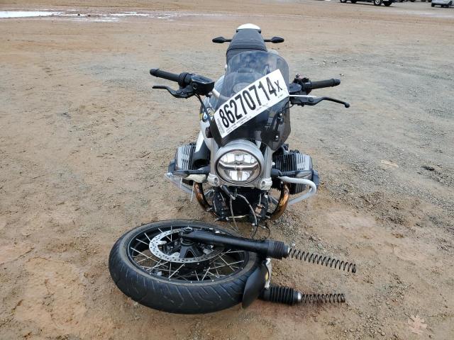 WB10L7301P6H59629 - 2023 BMW R NINE T SCRAMBLER TWO TONE photo 2