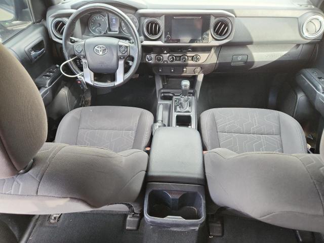 3TMDZ5BN1HM033868 - 2017 TOYOTA TACOMA DOUBLE CAB 棕色 照片 8