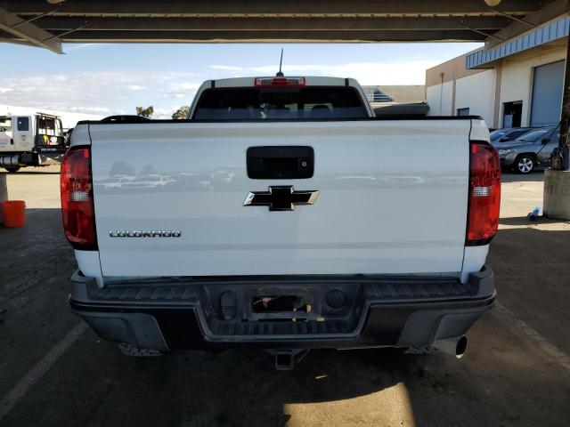 1GCRTEE16K1130911 - 2019 CHEVROLET COLORADO ZR2 WHITE photo 6