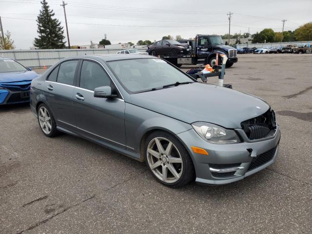 WDDGF8BB7CA713749 - 2012 MERCEDES-BENZ C 300 4MATIC BLUE photo 4