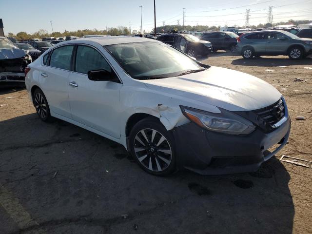 1N4AL3AP0JC237182 - 2018 NISSAN ALTIMA 2.5 Ақ фото 4