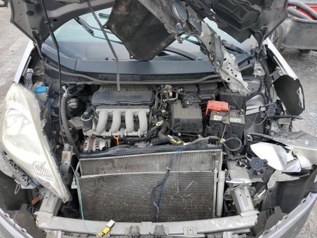 JHMGE8H4XAS027636 - 2010 HONDA FIT SPORT SILVER photo 11