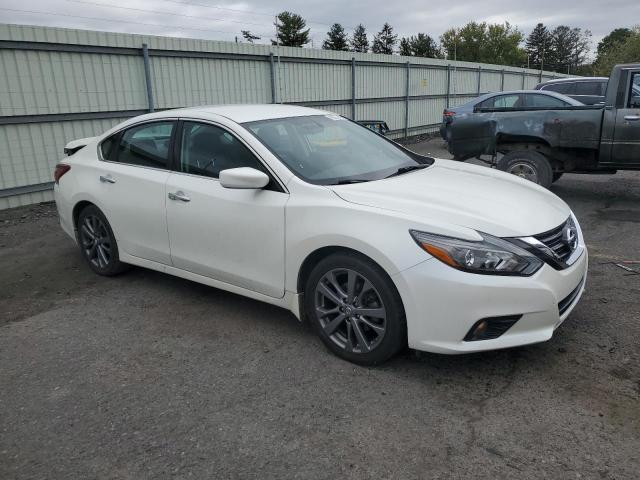 1N4AL3AP7JC179619 - 2018 NISSAN ALTIMA 2.5 WHITE photo 4