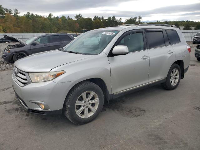 2011 TOYOTA HIGHLANDER BASE, 