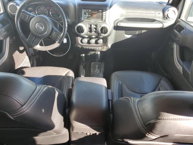 1C4HJWEG2GL178624 - 2016 JEEP WRANGLER U SAHARA Gümüş foto 8