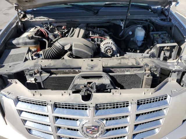 1GYEC63868R127158 - 2008 CADILLAC ESCALADE LUXURY Srebrny zdjęcie 12