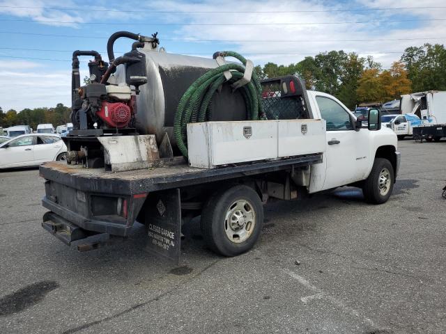 1GB0CVCG4EF141787 - 2014 CHEVROLET SILVERADO C2500 HEAVY DUTY WHITE photo 3