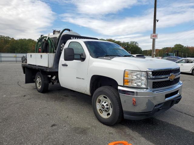 1GB0CVCG4EF141787 - 2014 CHEVROLET SILVERADO C2500 HEAVY DUTY WHITE photo 4