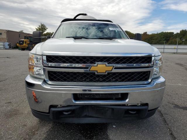 1GB0CVCG4EF141787 - 2014 CHEVROLET SILVERADO C2500 HEAVY DUTY WHITE photo 5
