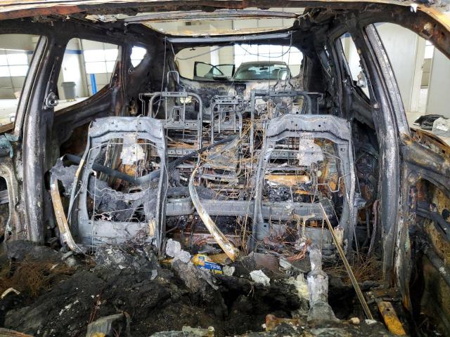 5XYZUDLB6HG435160 - 2017 HYUNDAI SANTA FE S BURN photo 10