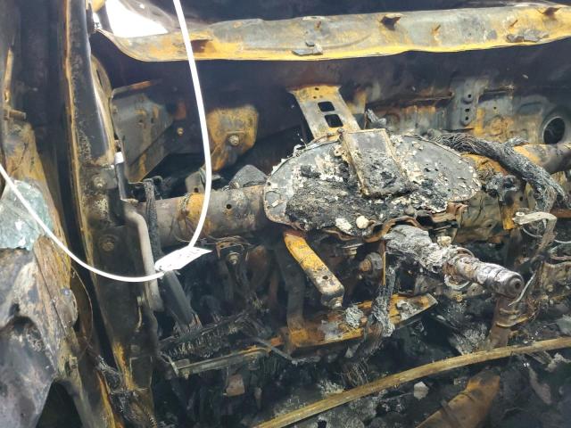 5XYZUDLB6HG435160 - 2017 HYUNDAI SANTA FE S BURN photo 9