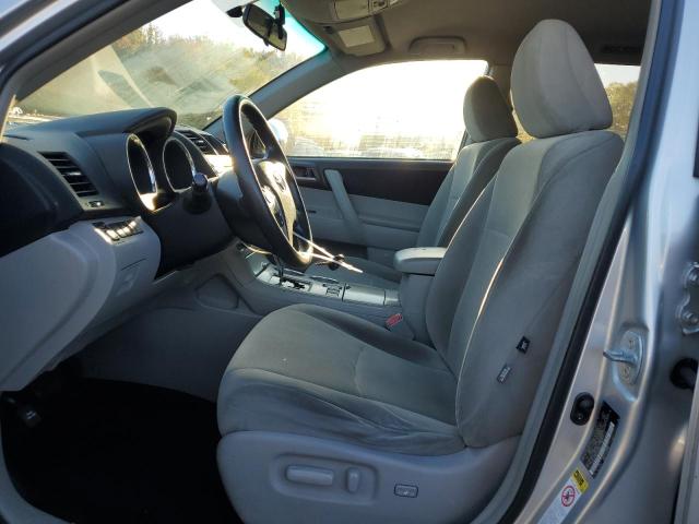 5TDBK3EH6CS125766 - 2012 TOYOTA HIGHLANDER BASE ვერცხლისფერი ფოტო 7