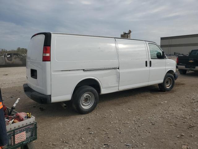 1GCZGUCG1E1202608 - 2014 CHEVROLET EXPRESS G3 Weiß Foto 3