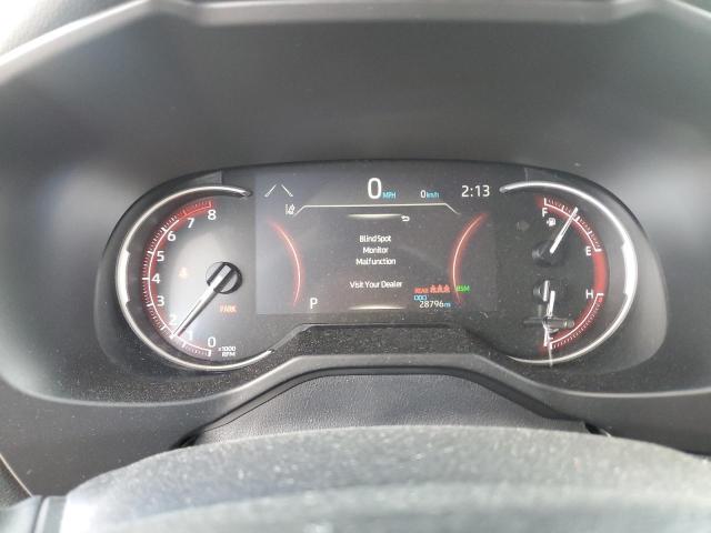 2T3W1RFVXRW303276 - 2024 TOYOTA RAV4 XLE SILVER photo 9