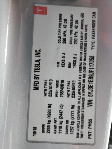 5YJ3E1EB9JF117058 - 2018 TESLA MODEL 3 银色 照片 12