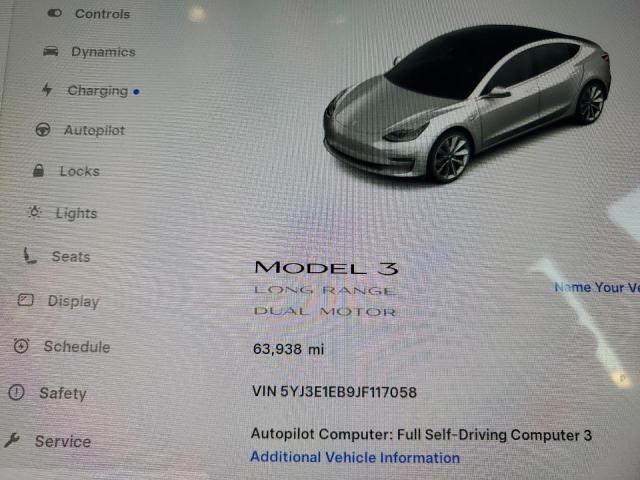 5YJ3E1EB9JF117058 - 2018 TESLA MODEL 3 银色 照片 9