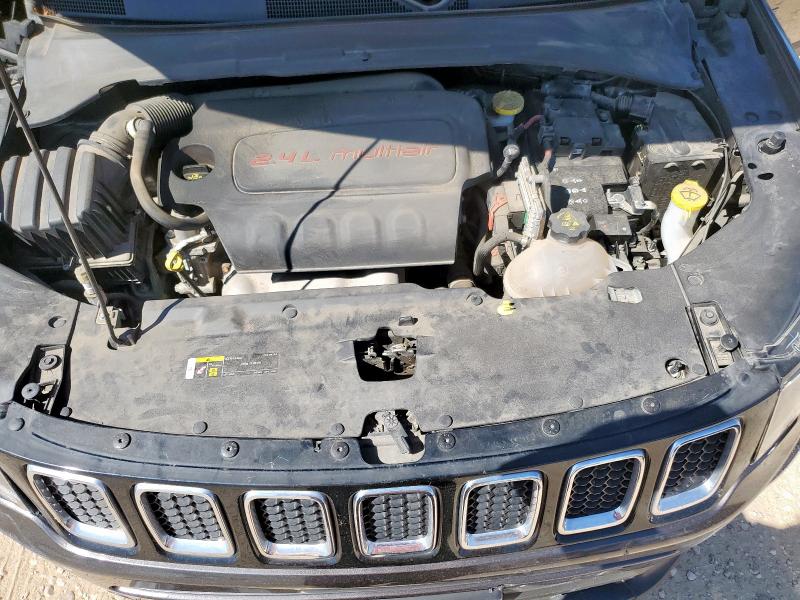 3C4NJCAB4JT123504 - 2018 JEEP COMPASS SPORT GRAY photo 11