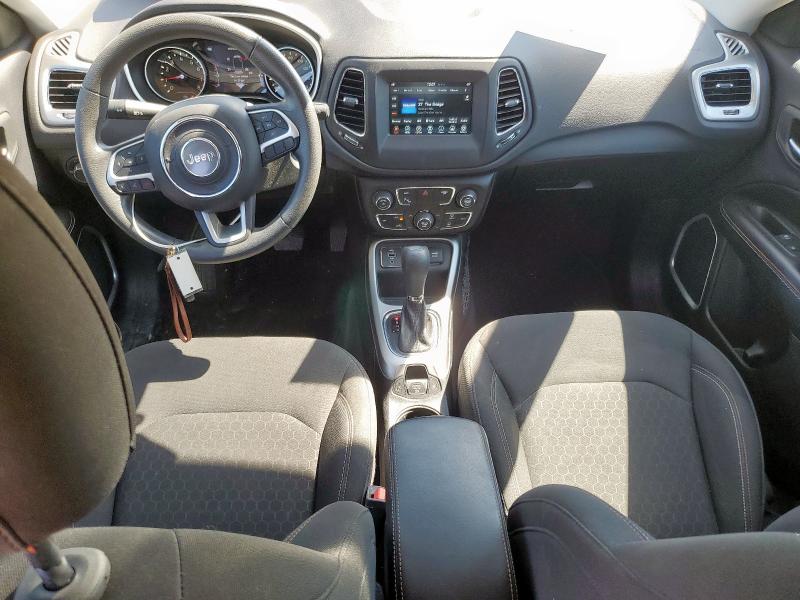 3C4NJCAB4JT123504 - 2018 JEEP COMPASS SPORT GRAY photo 8