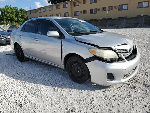 5YFBU4EE4DP116354 - 2013 TOYOTA COROLLA BASE 银色 照片 4
