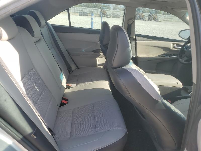 4T1BF1FK3HU296542 - 2017 TOYOTA CAMRY LE SILVER photo 10