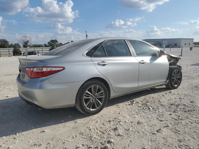 4T1BF1FK3HU296542 - 2017 TOYOTA CAMRY LE SILVER photo 3