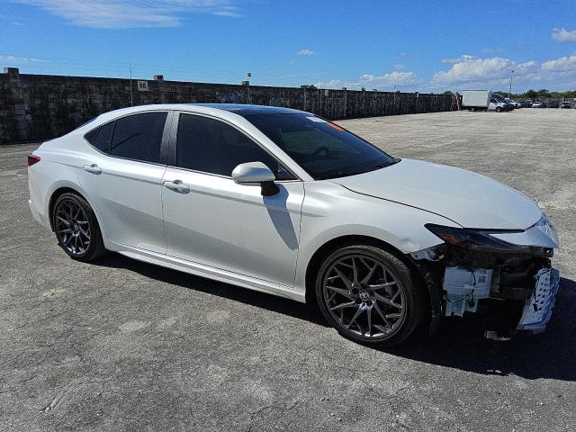 4T1DAACK0SU062023 - 2025 TOYOTA CAMRY XSE თეთრი ფოტო 4