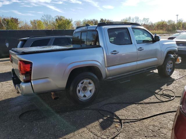 3TMCZ5AN7PM611399 - 2023 TOYOTA TACOMA DOUBLE CAB ვერცხლისფერი ფოტო 3