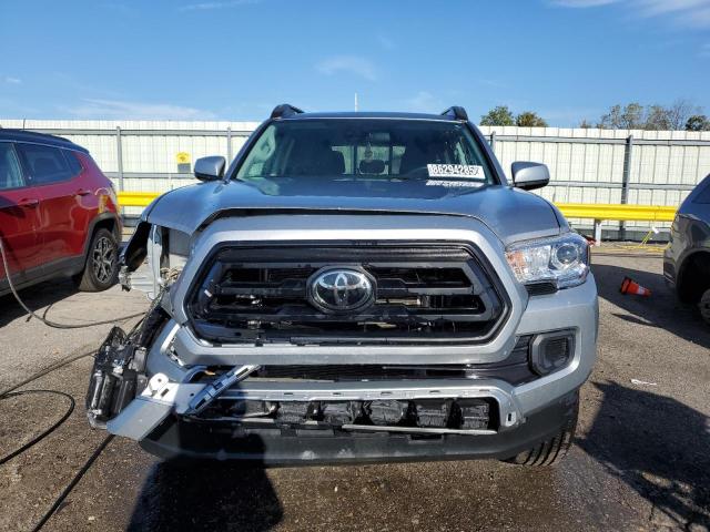 3TMCZ5AN7PM611399 - 2023 TOYOTA TACOMA DOUBLE CAB ვერცხლისფერი ფოტო 5