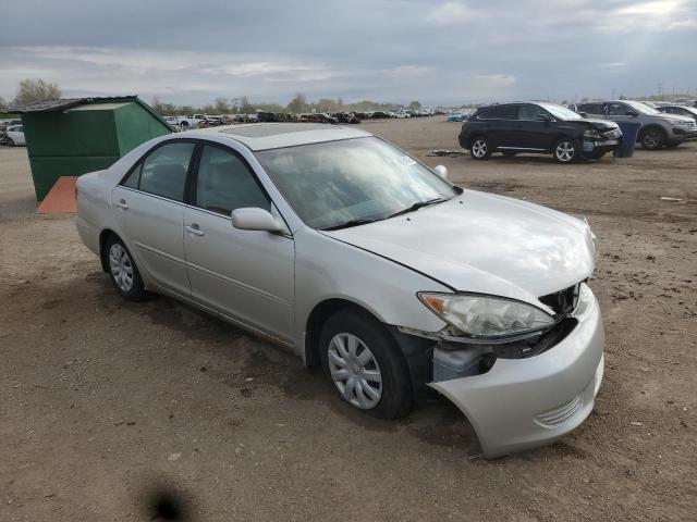 4T1BE30K65U568472 - 2005 TOYOTA CAMRY LE SILVER photo 4