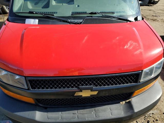 1GCWGAFP6K1366199 - 2019 CHEVROLET EXPRESS G2 红色 照片 12