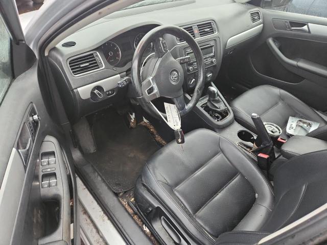 3VWDP7AJ5DM372365 - 2013 VOLKSWAGEN JETTA SE SILVER photo 8