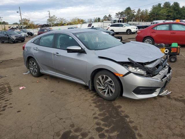 2HGFC2F75JH610864 - 2018 HONDA CIVIC EX Boz foto 4