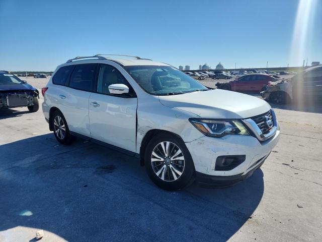 5N1DR2MN6HC639756 - 2017 NISSAN PATHFINDER S WHITE photo 4