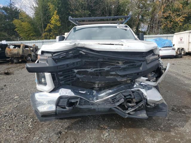1GB1YLE79NF360039 - 2022 CHEVROLET SILVERADO K2500 HEAVY DUTY WHITE photo 5