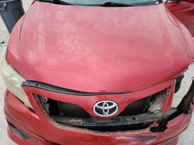 4T1BF3EKXAU506718 - 2010 TOYOTA CAMRY BASE RED photo 11
