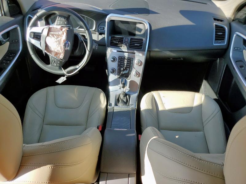 YV440MDR4H2208445 - 2017 VOLVO XC60 T5 DYNAMIC წითელი ფოტო 8