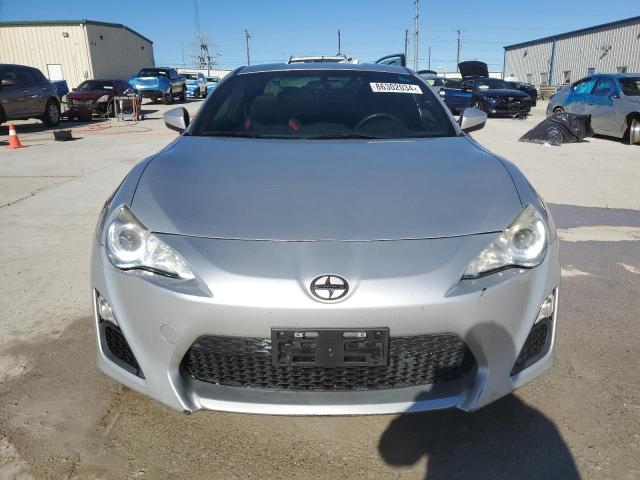JF1ZNAA10E8704493 - 2014 TOYOTA SCION FR-S SILVER photo 5
