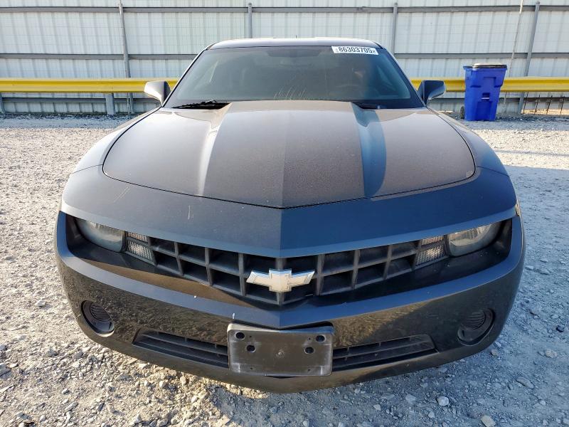 2G1FA1E33D9185536 - 2013 CHEVROLET CAMARO LS Մոխրագույն լուսանկար 5