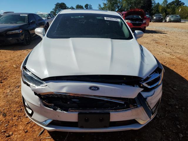 3FA6P0RUXKR273385 - 2019 FORD FUSION TITANIUM WHITE photo 5