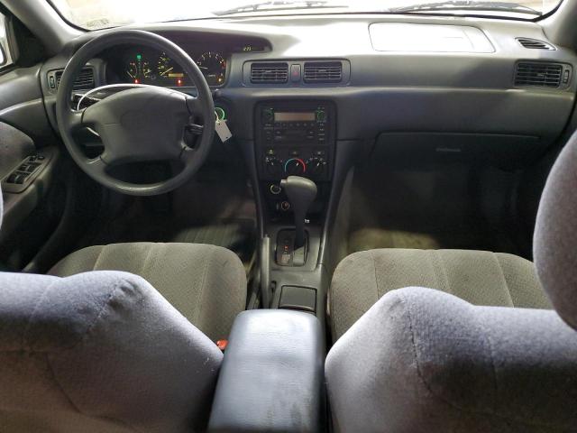 4T1BG22K61U074589 - 2001 TOYOTA CAMRY CE 银色 照片 8