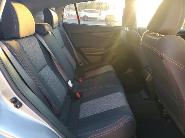 JF2GTAEC7M8258250 - 2021 SUBARU CROSSTREK PREMIUM SILVER photo 11