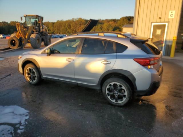 JF2GTAEC7M8258250 - 2021 SUBARU CROSSTREK PREMIUM SILVER photo 2