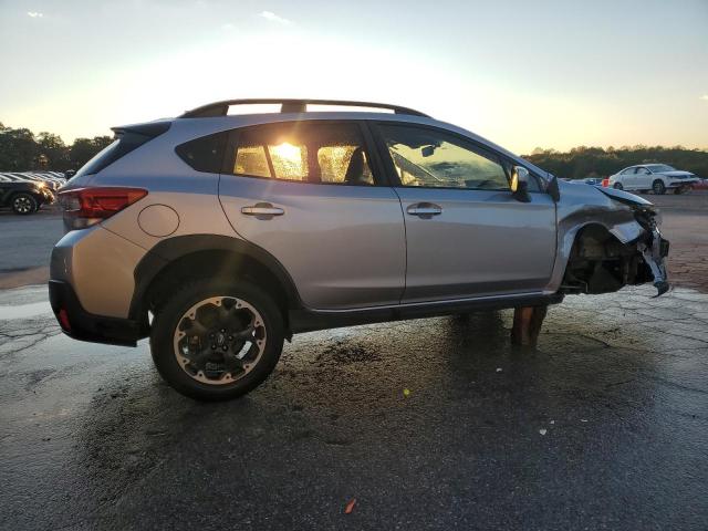JF2GTAEC7M8258250 - 2021 SUBARU CROSSTREK PREMIUM SILVER photo 3