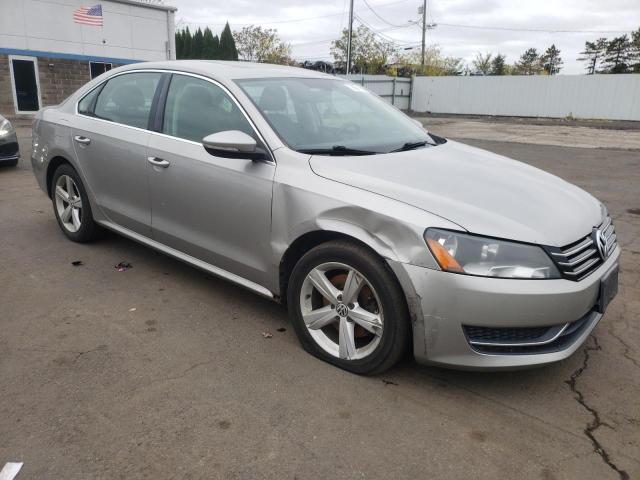 1VWBP7A37CC009557 - 2012 VOLKSWAGEN PASSAT SE Մոխրագույն լուսանկար 4