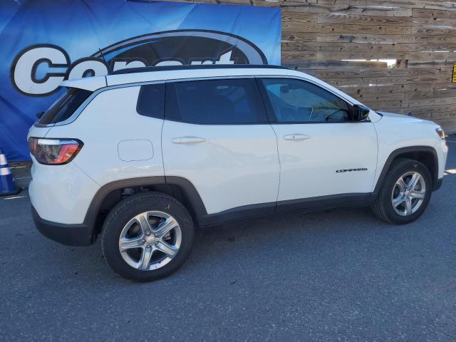 3C4NJDBN1RT604272 - 2024 JEEP COMPASS LATITUDE Ağ foto 3