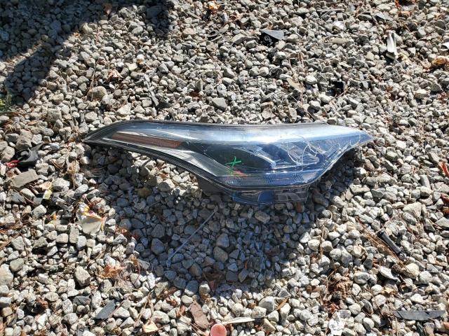 NMTKHMBX5MR126830 - 2021 TOYOTA C-HR XLE WHITE photo 12