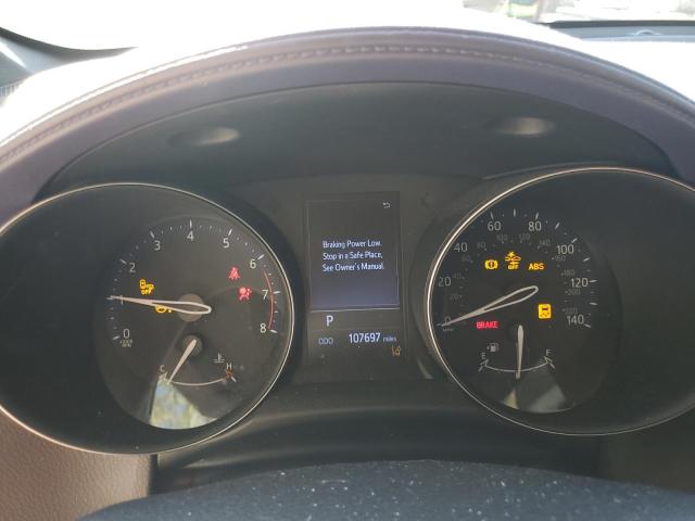 NMTKHMBX5MR126830 - 2021 TOYOTA C-HR XLE WHITE photo 9