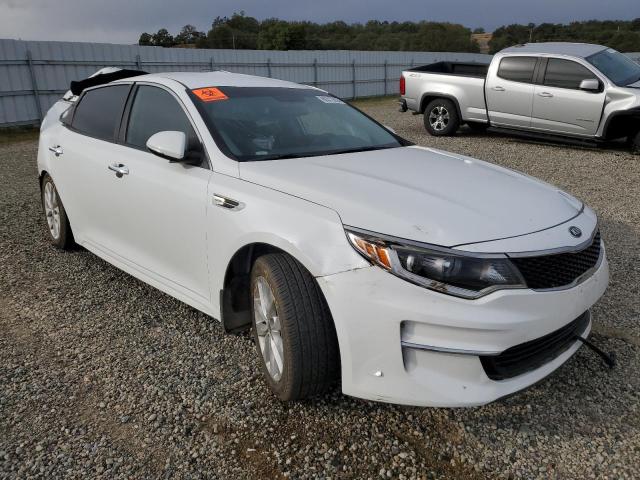5XXGT4L32JG254702 - 2018 KIA OPTIMA LX 白色 照片 4