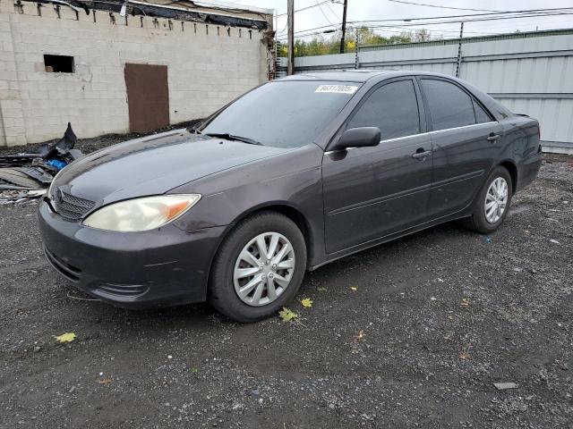 2002 TOYOTA CAMRY LE, 